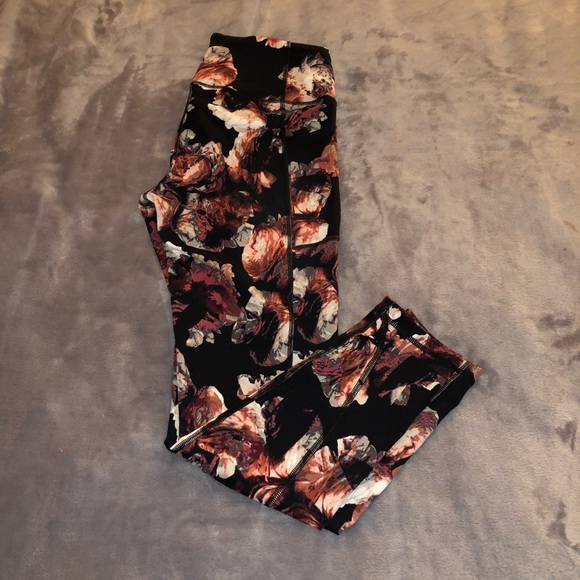 Victoria’s Secret High Waisted Workout Leggings - Picture 1 of 4